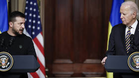 Biden corre para levar dinheiro para a Ucrânia antes da possível vitória de Trump – CNN