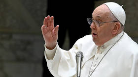 Papa alerta sobre deepfakes “perversos”