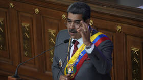 Líder argentino segue 'ideologia nazista', diz Maduro