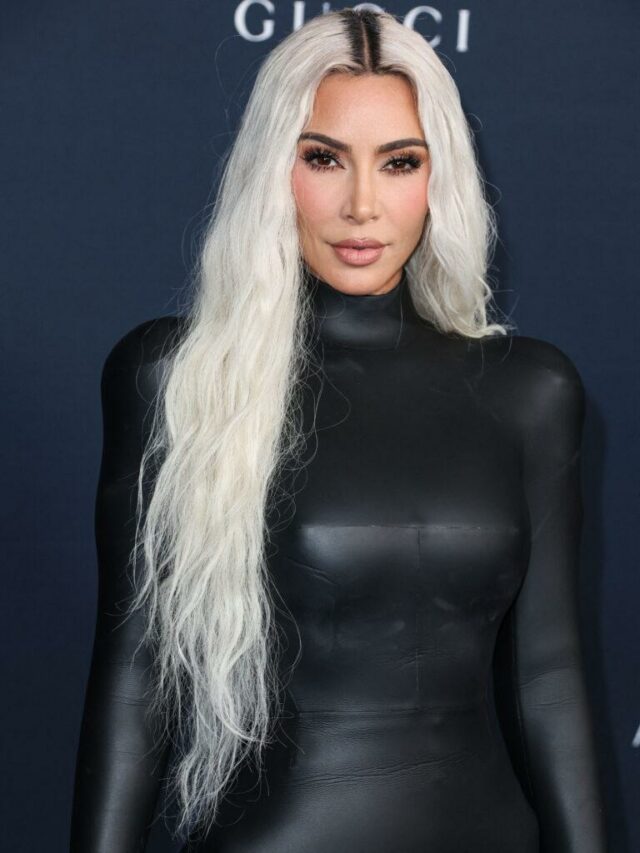 Kim Kardashian vestindo Balenciaga chega à 11ª Gala Anual LACMA Art + Film 2022