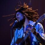 Kingsley Ben-Adir como “Bob Marley” em