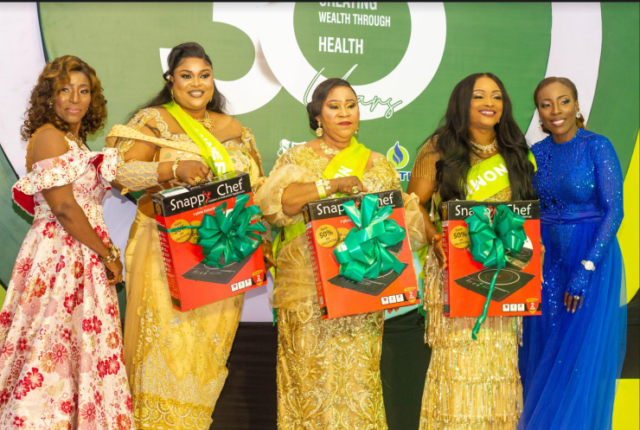FOTOS: Estrela da África, vencedores emergem na convenção Healthgarde 2024