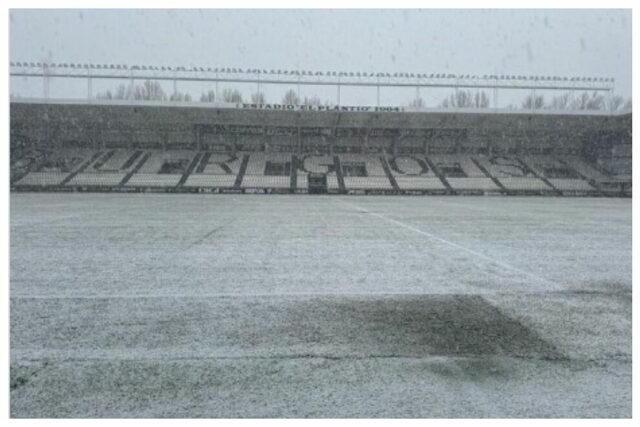 El Burgos - Cartagena, no ar: El Plantío está coberto de neve