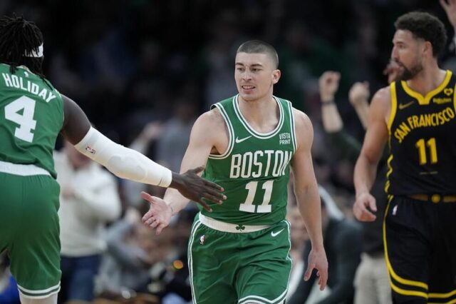 Os Celtics destroem os Warriors em um primeiro tempo histórico