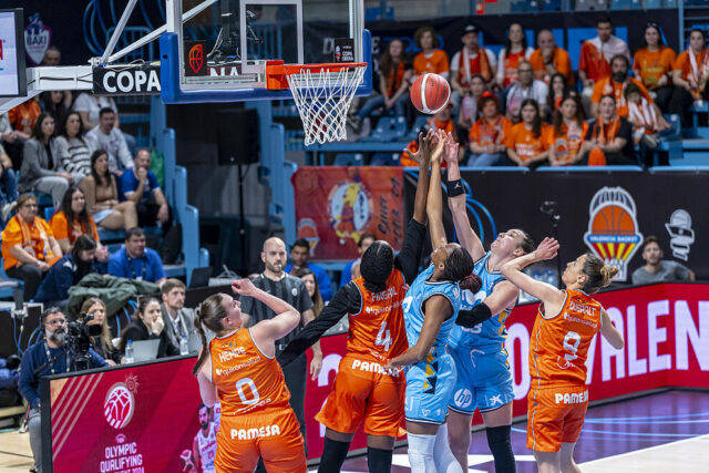 Valencia Basket voa rumo à final