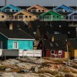 Sobreviventes da Groenlândia de cruel experiência colonial exigem justiça