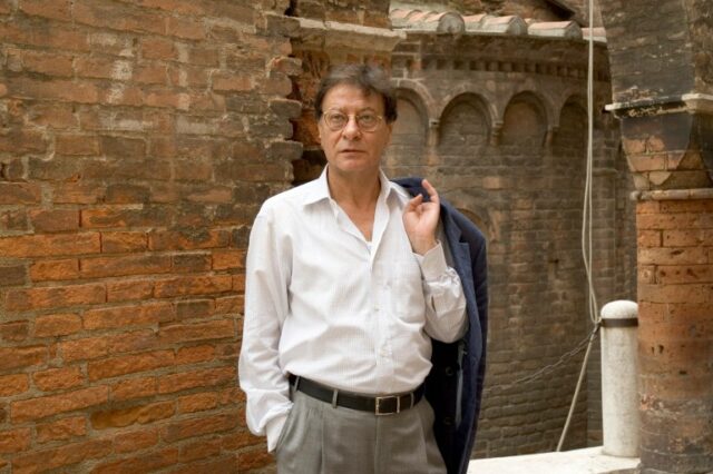 Mahmoud Darwish, poeta e escritor palestino