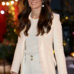 Kate Middleton participa do culto The Together At Christmas Carol