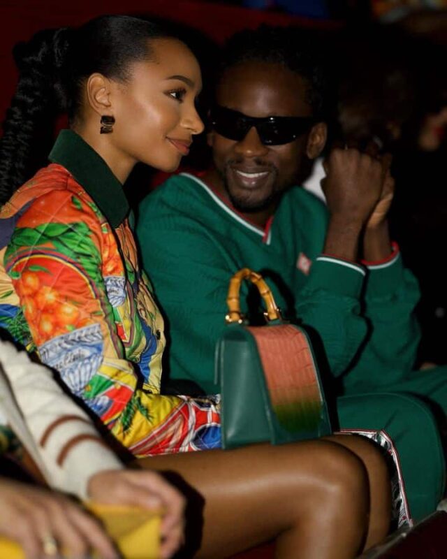 Senhor Eazi e sua esposa, Temi Otedola