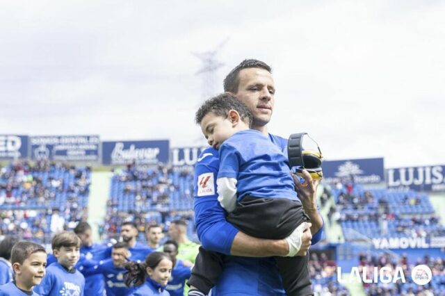 O futebol como terapia contra o autismo: “Izan queria ser Ünal e agora David Soria”