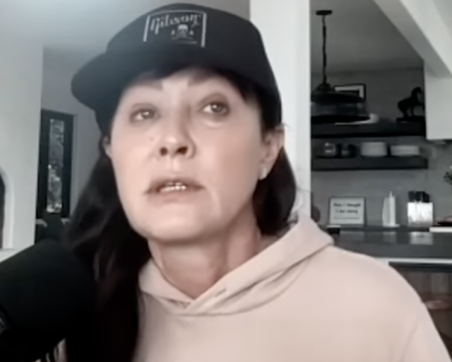 Shannen Doherty revela que seu câncer está muito avançado e que ela começou a vender seus pertences: 