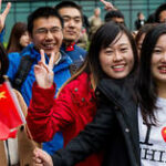 Estudantes chineses deixam o Reino Unido em meio à repressão – MI5