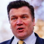 Enviar tropas para a Ucrânia 'vale a pena considerar' - ex-ministro da Defesa do Reino Unido