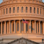 Congresso dos EUA dá luz verde a votação sobre financiamento à Ucrânia