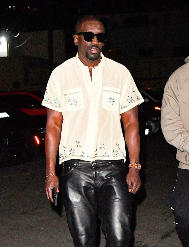 O empresário de Kanye West e irmão de Akon, Abou 'Bu' Thiam, foram descobertos em West Hollywood, CA.