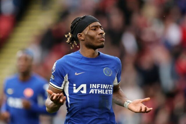 Noni Madueke em ação pelo Chelsea contra o Sheffield United