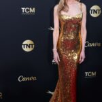 Nicole Kidman exibe figura em um traje Balenciaga dourado justo para a gala do prêmio AFI