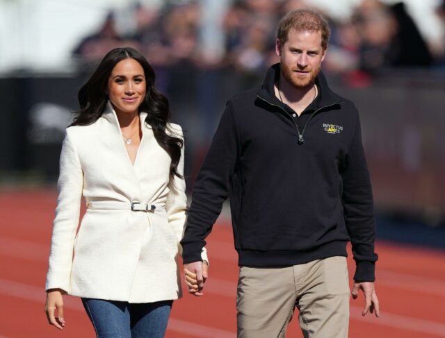 Harry e Meghan assistem ao segundo dia dos Jogos InvictusO Duque e a Duquesa de Sussex assistem ao atletismo no segundo dia dos Jogos Invictus