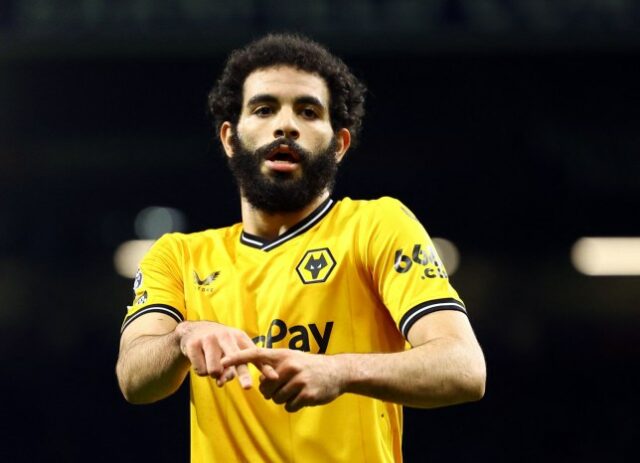 Rayan Ait-Nouri, do Wolverhampton Wanderers, comemora seu primeiro gol