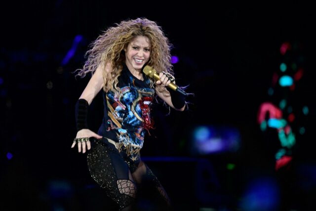 Shakira se apresenta na AccorHotels Arena