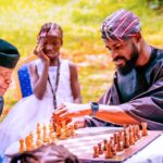 Pai do recordista de xadrez, Tunde Onakoya revela como tentou impedi-lo de jogar xadrez