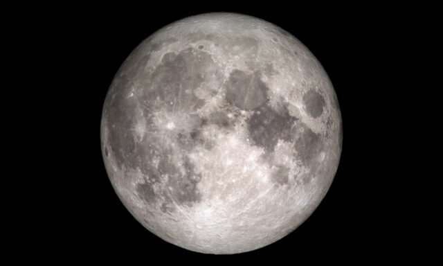 Foto da Lua, capturada pela NASA, com detalhes requintados.