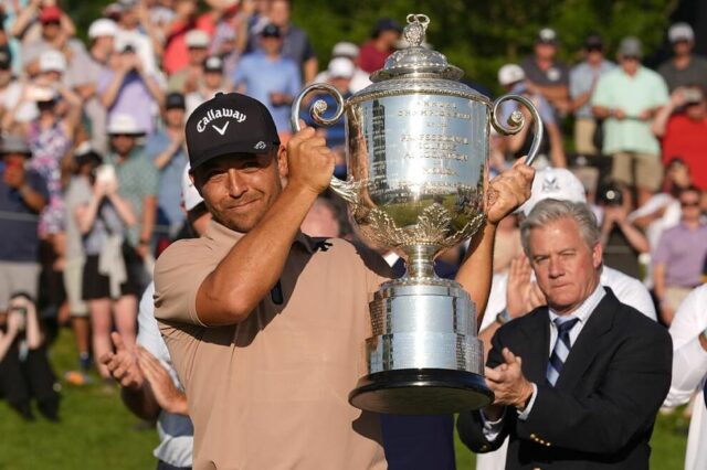 Schauffele vence o PGA com recorde abaixo do par na história dos majors