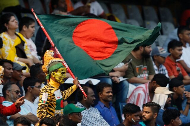 Fãs de críquete de Bangladesh