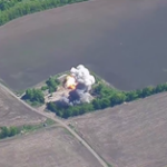 Militares russos destroem sistema IRIS-T de fabricação alemã na Ucrânia (VÍDEO)