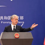 China critica EUA por “transferirem culpa” pelo conflito na Ucrânia