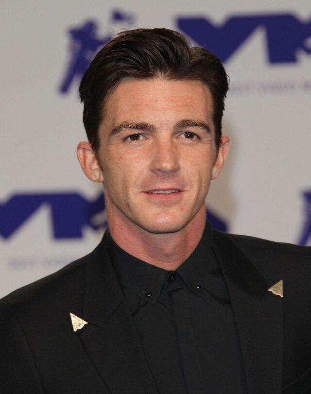 Drake Bell no MTV VMA Awards 2017 - Chegadas