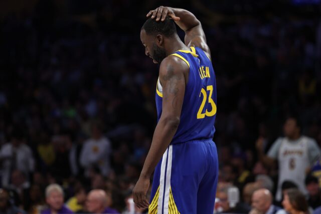 LOS ANGELES, CALIFÓRNIA - 08 DE MAIO: Draymond Green nº 23 do Golden State Warriors reage após uma reviravolta contra o Los Angeles Lakers durante o segundo quarto do quarto jogo dos Playoffs da Semifinal da Conferência Oeste na Crypto.com Arena em 08 de maio de 2023 em Los Angeles, Califórnia.  NOTA AO USUÁRIO: O Usuário reconhece e concorda expressamente que, ao baixar e/ou usar esta fotografia, o Usuário está concordando com os termos e condições do Contrato de Licença da Getty Images.