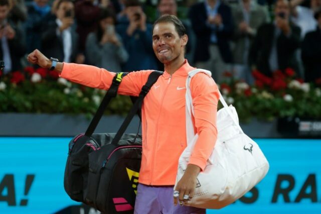 Rafael Nadal sorri durante partida contra Jiri Lehecka no Aberto de Madrid