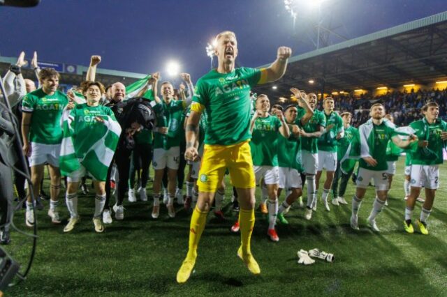 Celtic comemora a conquista do título da Premiership da Escócia