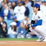 Shohei Ohtani nº 17 do Los Angeles Dodgers no Dodger Stadium em 16 de maio de 2024 em Los Angeles, Califórnia.