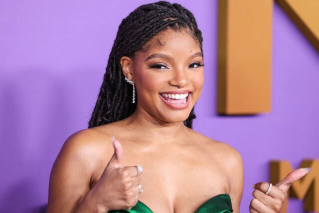 Halle Bailey participa do 55º NAACP Image Awards anual