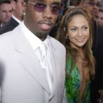 Diddy e Jennifer Lopez chegam em 23/02/00 ao 42º Grammy Awards anual.