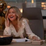 Netflix estreia primeiros looks da comédia de Kate Hudson 'Running Point' e 'Nobody Wants This' de Kristen Bell |  Fotos