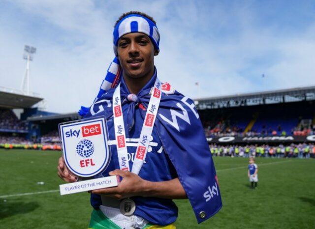 Omari Hutchinson da cidade de Ipswich