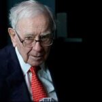 Warren Buffett muda seu testamento e revela o que acontecerá com seu dinheiro após a morte