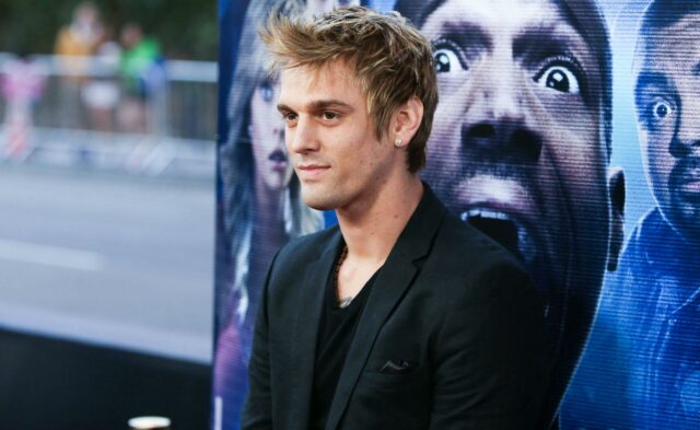 Aaron Carter chega à estreia de 'A Haunted House 2' da Open Road Films em Los Angeles