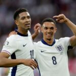 Inglaterra comemora gol contra a Sérvia na Euro 2024
