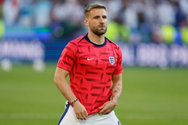 Luke Shaw espera retornar de lesão