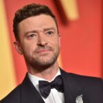 Um retrato em close de Justin Timberlake na Vanity Fair Oscar Party 2024