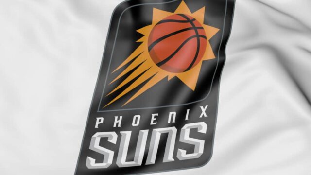 Close-up da bandeira com o logotipo do time de basquete NBA Phoenix Suns, Estados Unidos