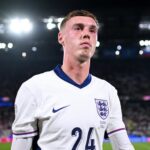 Cole Palmer, da Inglaterra, assiste em tempo integral após o empate da equipe na partida da fase de grupos do UEFA EURO 2024 entre Inglaterra e Eslovênia, no Estádio de Colônia
