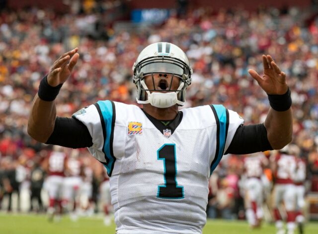 Cam Newton em Carolina Panthers x Washington Redskins