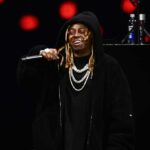 CHICAGO, ILLINOIS - 04 DE DEZEMBRO: Lil Wayne se apresenta no palco durante o Jingle Ball 2023 da iHeartRadio 103.5 KISS FM em 04 de dezembro de 2023 em Chicago, Illinois.