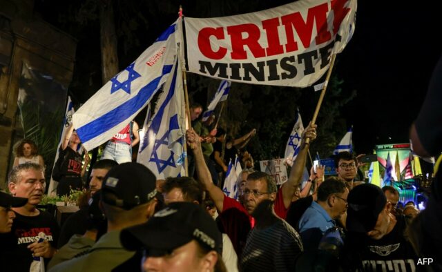 Milhares de israelenses participam de protestos antigovernamentais