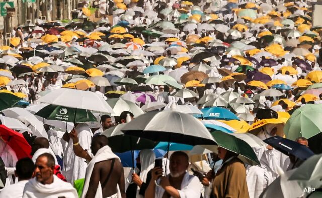 Pelo menos 1.000, incluindo 68 indianos, morrem em calor escaldante durante o Hajj: relatório